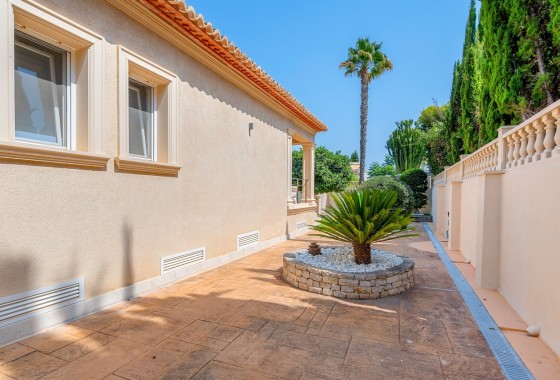 Wiederverkauf - Freistehende Villa -
Benissa