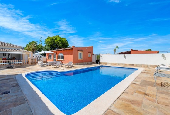 Herverkoop - Finca / Landhuis -
Almoradí - Las Heredades