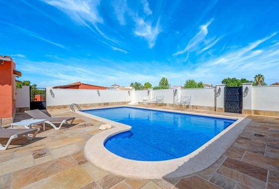 Herverkoop - Finca / Landhuis -
Almoradí - Las Heredades