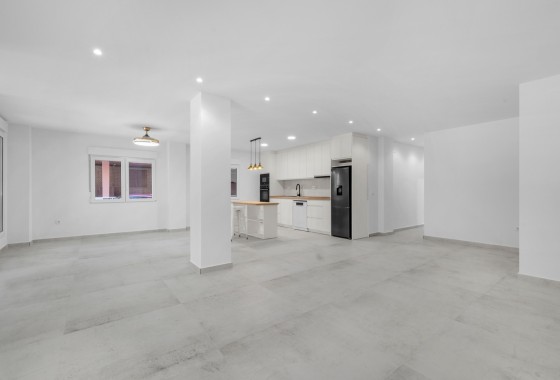 Resale - Apartment / Flat -
Torrevieja - Acequion