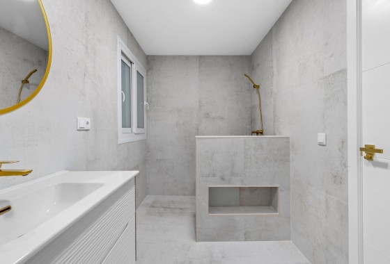 Resale - Apartment / Flat -
Torrevieja - Acequion