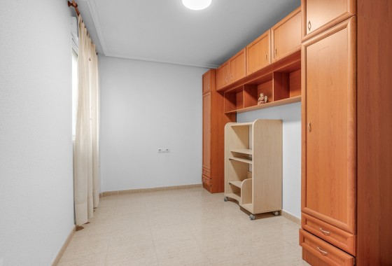 Revente - Appartement -
Torrevieja