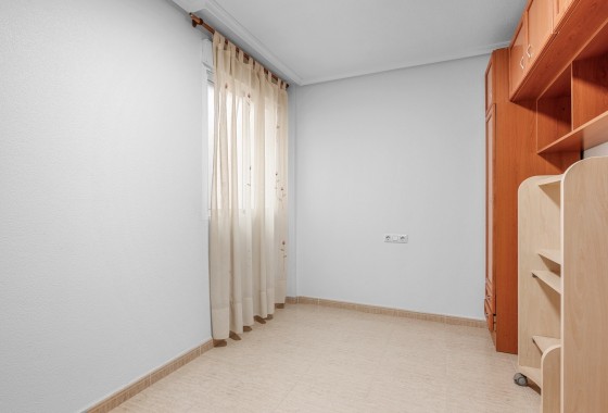 Revente - Appartement -
Torrevieja