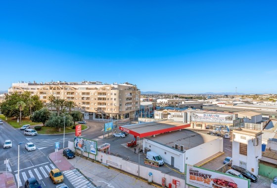 Revente - Appartement -
Torrevieja