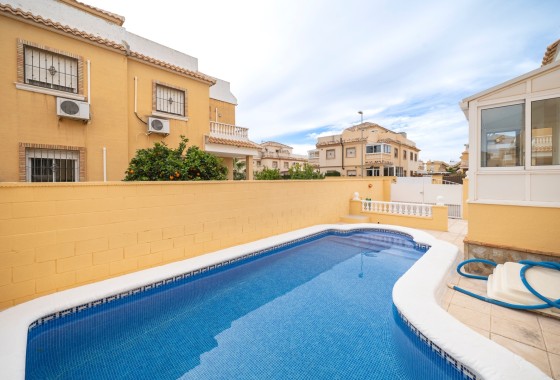 Herverkoop - Halfvrijstaande villa -
Ciudad Quesada - Rojales - Ciudad Quesada