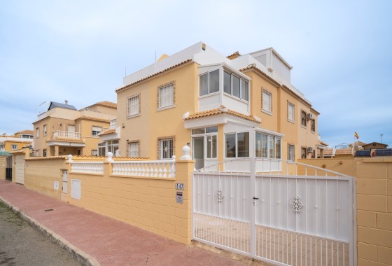 Herverkoop - Halfvrijstaande villa -
Ciudad Quesada - Rojales - Ciudad Quesada