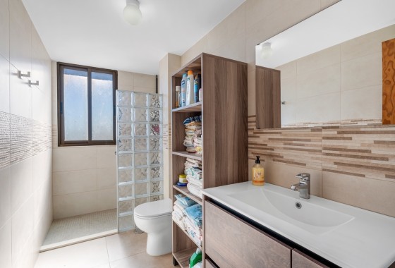 Sprzedaż - Apartament / Mieszkanie -
Arenales del Sol - Segunda linea playa