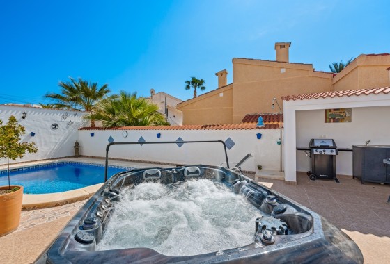 Herverkoop - Vrijstaande Villa -
Ciudad Quesada - Rojales - Ciudad Quesada