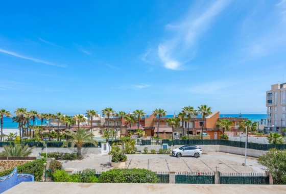 Sprzedaż - Willa wolnostojąca -
Torrevieja - La Mata
