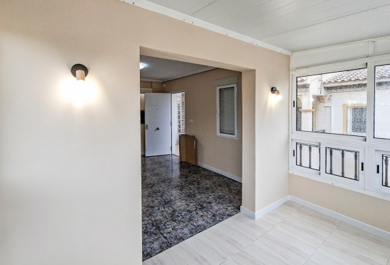 Wiederverkauf - Wohnung / Apartment -
Orihuela Costa