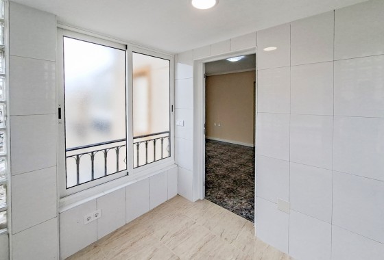 Wiederverkauf - Wohnung / Apartment -
Orihuela Costa