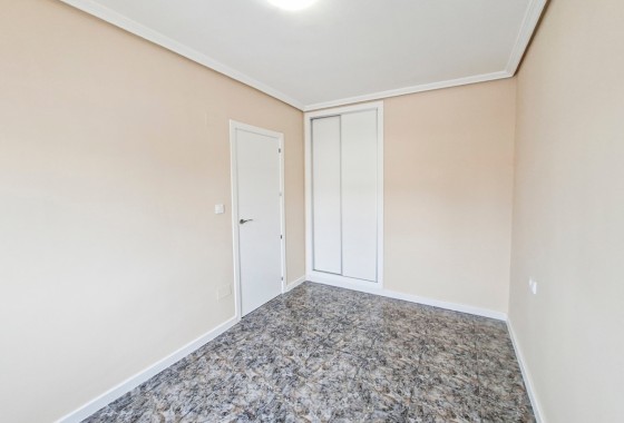 Wiederverkauf - Wohnung / Apartment -
Orihuela Costa