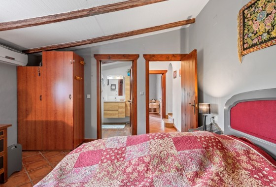 Revente - Finca / Propriété rurale -
La Nucía