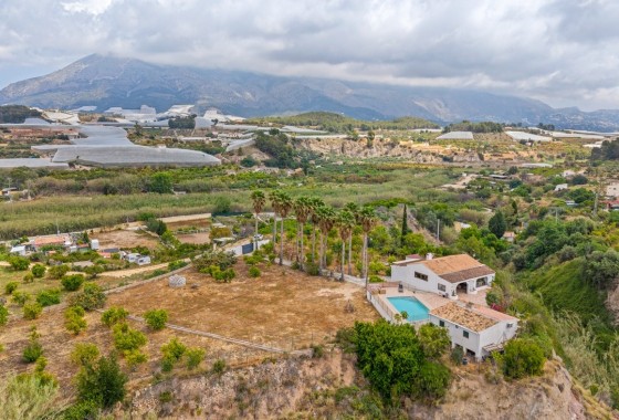 Revente - Finca / Propriété rurale -
La Nucía