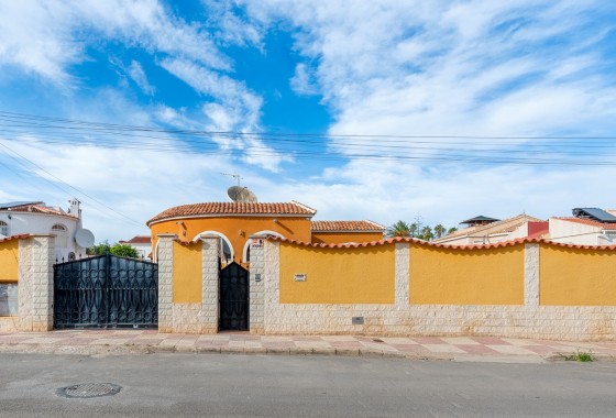 Herverkoop - Vrijstaande Villa -
Ciudad Quesada - Rojales - Ciudad Quesada