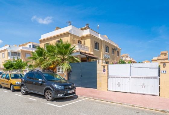 Herverkoop - Halfvrijstaande villa -
Ciudad Quesada - Rojales - Ciudad Quesada