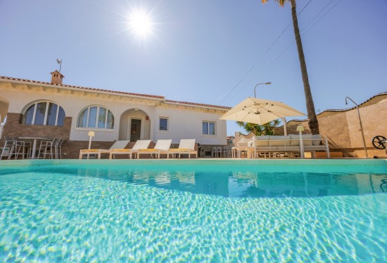 Herverkoop - Vrijstaande Villa -
Ciudad Quesada - Rojales - Ciudad Quesada