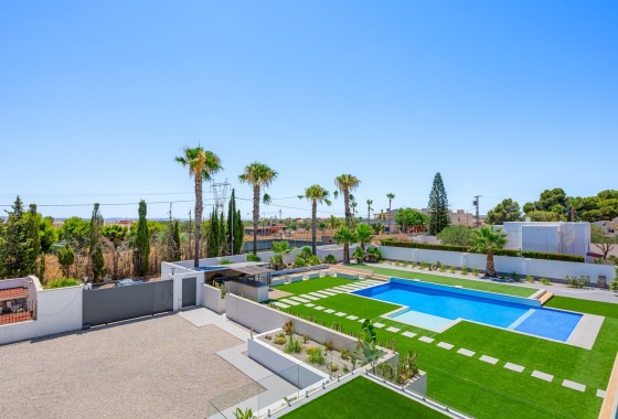 Herverkoop - Finca / Landhuis -
Los Montesinos - La Herrada