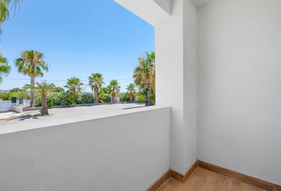 Herverkoop - Finca / Landhuis -
Los Montesinos - La Herrada