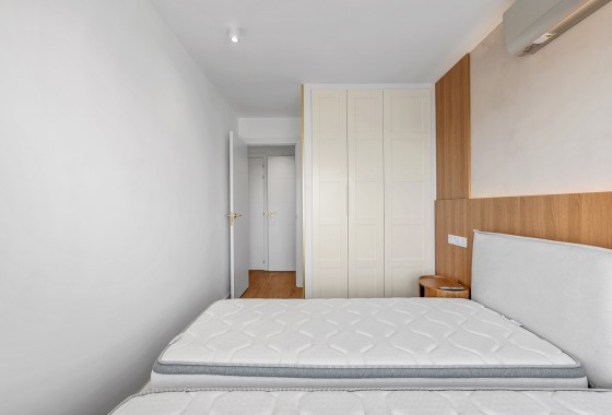 Herverkoop - Appartement / Flat -
Torrevieja - Punta Prima