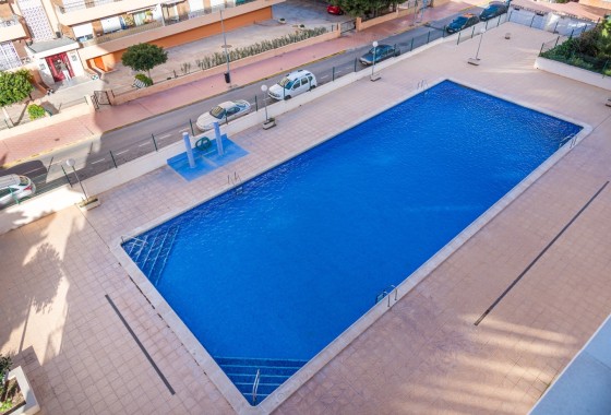 Herverkoop - Appartement / Flat -
Torrevieja - Punta Prima