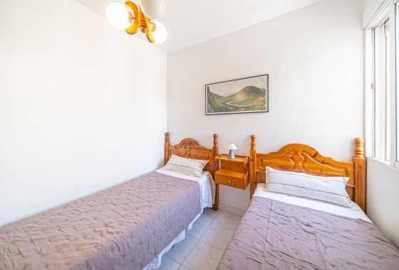 Wiederverkauf - Wohnung / Apartment -
Torrevieja