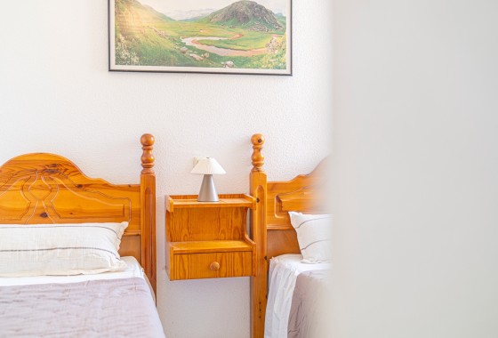 Wiederverkauf - Wohnung / Apartment -
Torrevieja