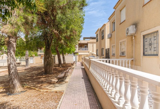 Wiederverkauf - Wohnung / Apartment -
Torrevieja