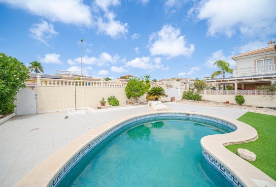 Herverkoop - Vrijstaande Villa -
Ciudad Quesada - Rojales - Ciudad Quesada