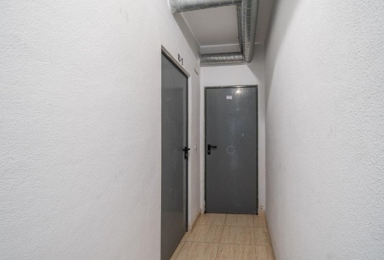 Location longue durée - Appartement -
Torrevieja - La Mata