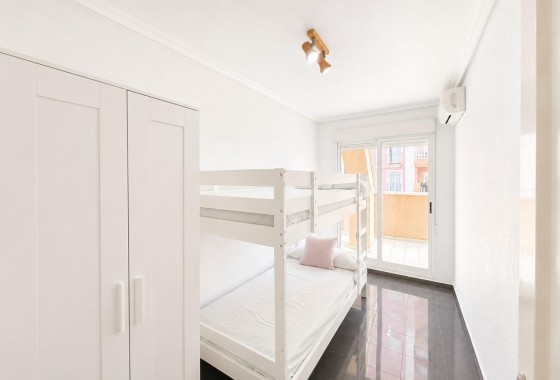 Herverkoop - Appartement / Flat -
Torrevieja - Playa de los Locos