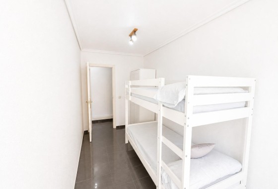 Herverkoop - Appartement / Flat -
Torrevieja - Playa de los Locos