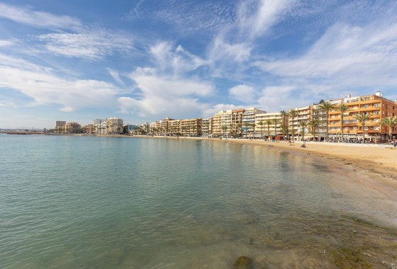 Herverkoop - Appartement / Flat -
Torrevieja - Playa de los Locos