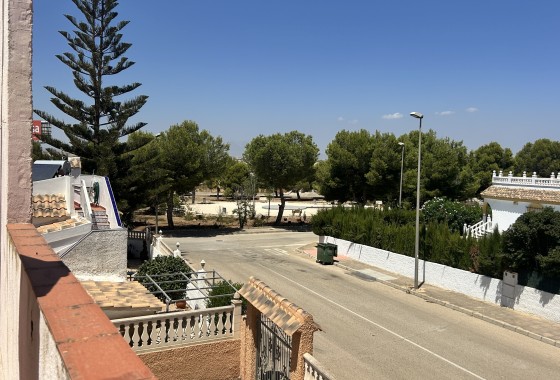 Wiederverkauf - Freistehende Villa -
Camposol