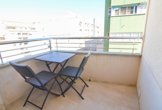 Sprzedaż - Apartament / Mieszkanie -
Torrevieja - Playa del Cura