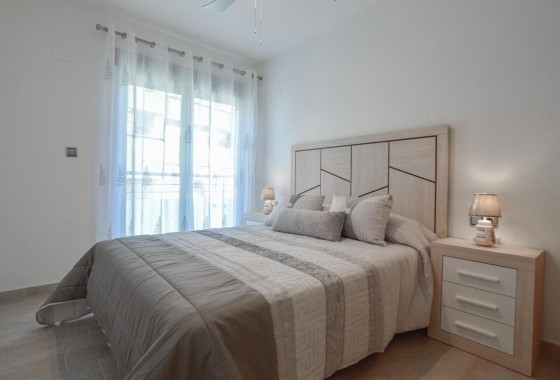 Sprzedaż - Apartament / Mieszkanie -
Torrevieja - Playa del Cura