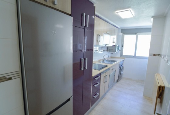 Sprzedaż - Apartament / Mieszkanie -
Torrevieja - Playa del Cura