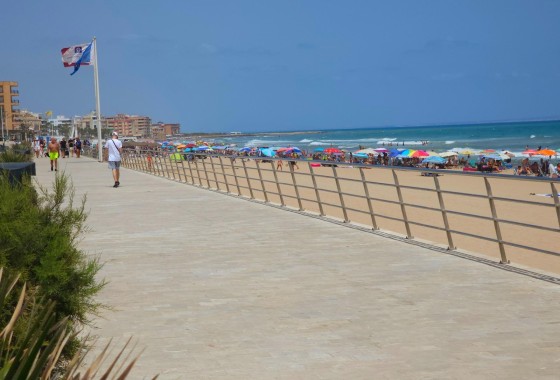 Herverkoop - Appartement / Flat -
Torrevieja - La Mata