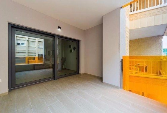 Herverkoop - Appartement / Flat -
Torrevieja - La Mata