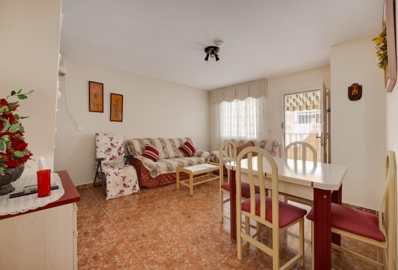 Sprzedaż - Willa wolnostojąca -
Torrevieja - El Limonar