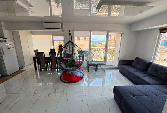 Revente - Appartement -
Torrevieja - Zona Los Frutales