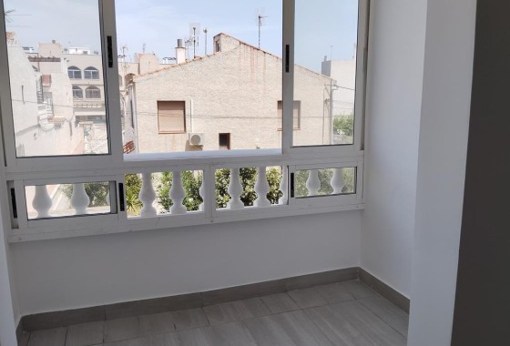Resale - Apartment / Flat -
Torrevieja