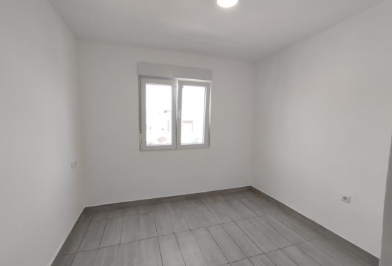 Resale - Apartment / Flat -
Torrevieja
