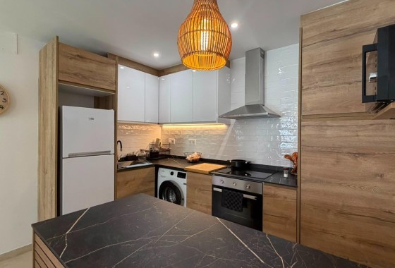 Herverkoop - Appartement / Flat -
Torrevieja - La Veleta