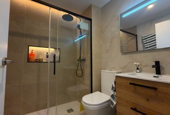 Herverkoop - Appartement / Flat -
Torrevieja - La Veleta