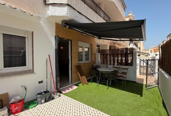 Herverkoop - Appartement / Flat -
Torrevieja - La Veleta