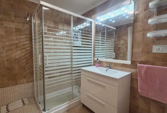 Revente - Appartement -
Torrevieja