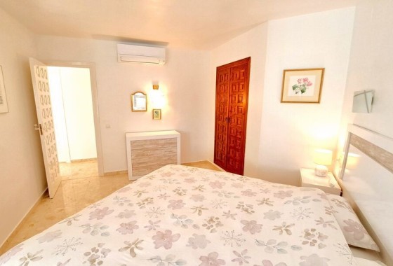 Revente - Maison de ville -
Moraira