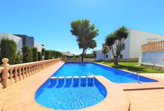 Revente - Maison de ville -
Moraira