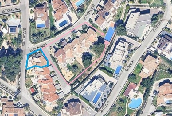 Revente - Maison de ville -
Moraira